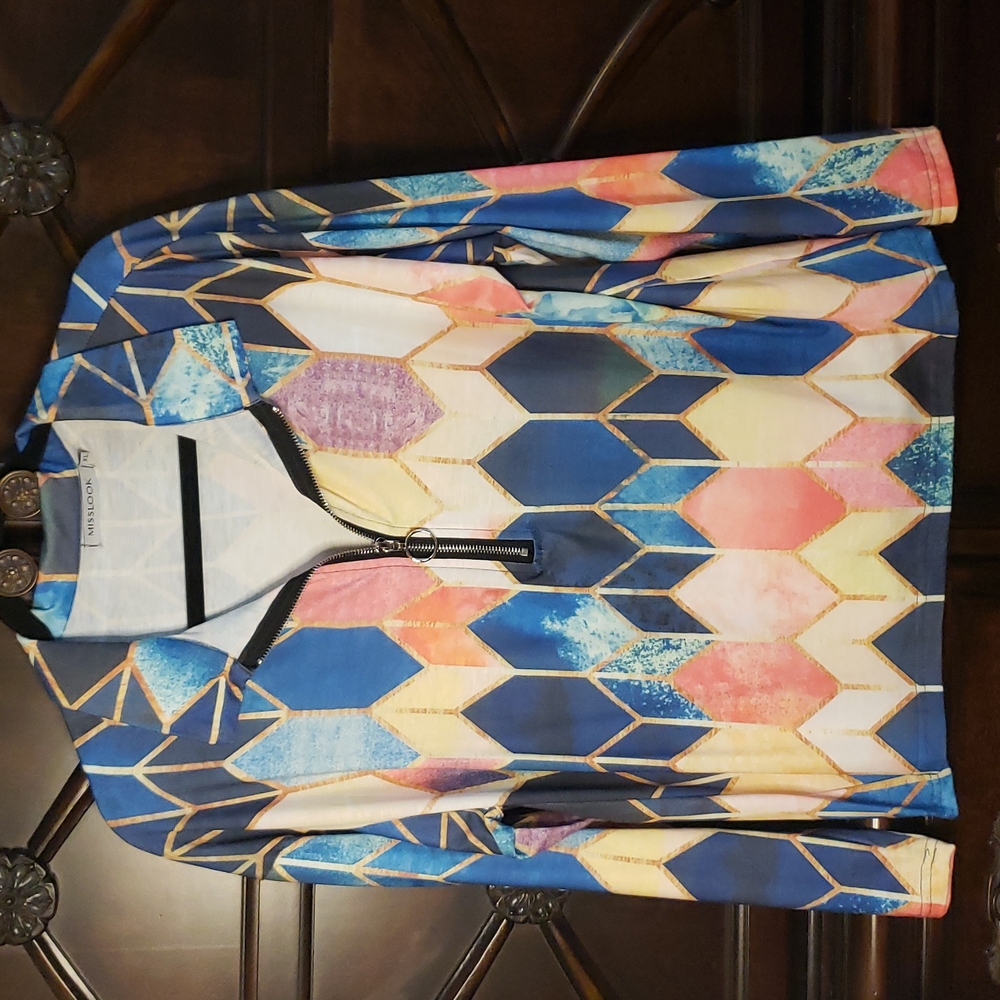MISSLOOK top NWOT